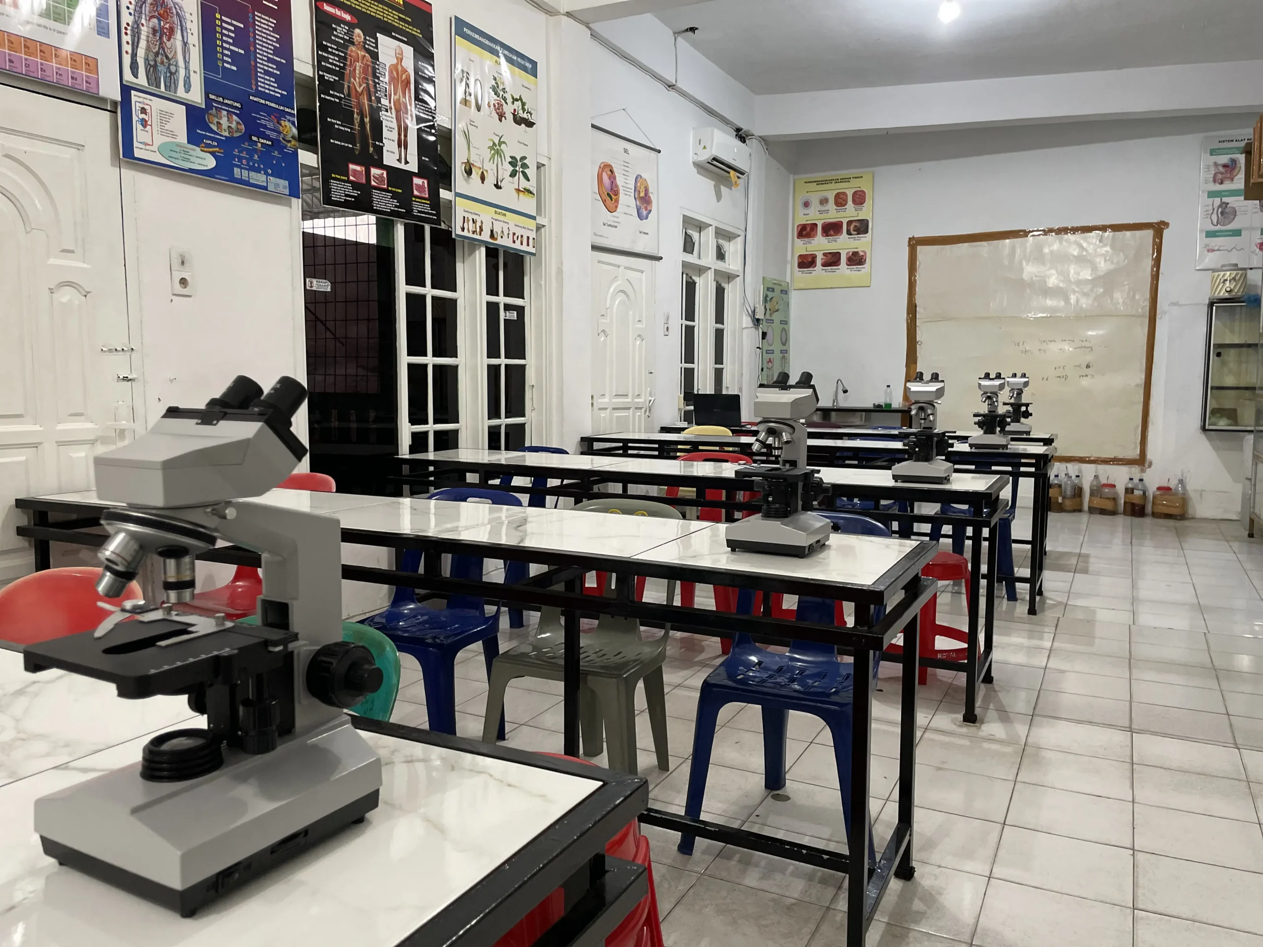 Laboratorium Biologi
